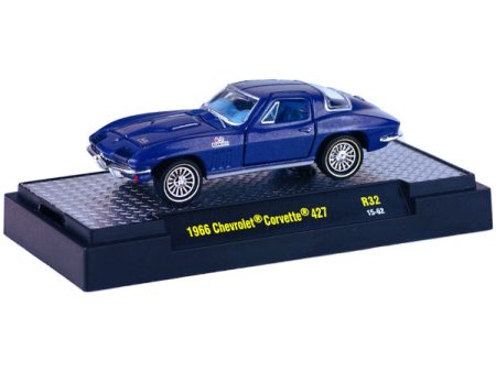 2015 M2 Machines Desktop R32-15-62 - 1966 Chevy Corvette 427 Coupe (Blue) Fashion