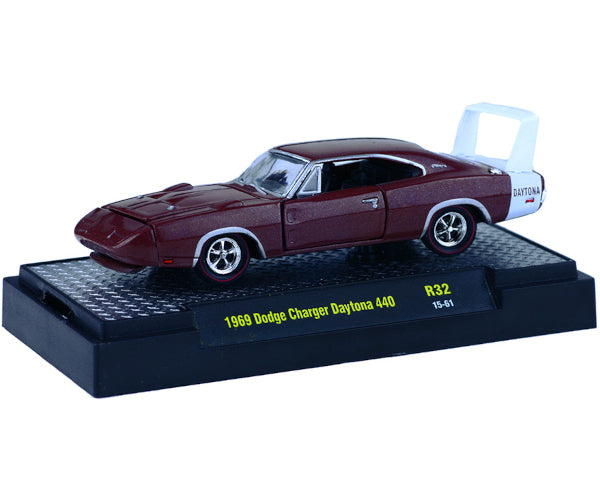 2015 M2 Machines Desktop R32-15-60 - 1969 Dodge Charger Daytona 400 (Dark Crimson) Supply